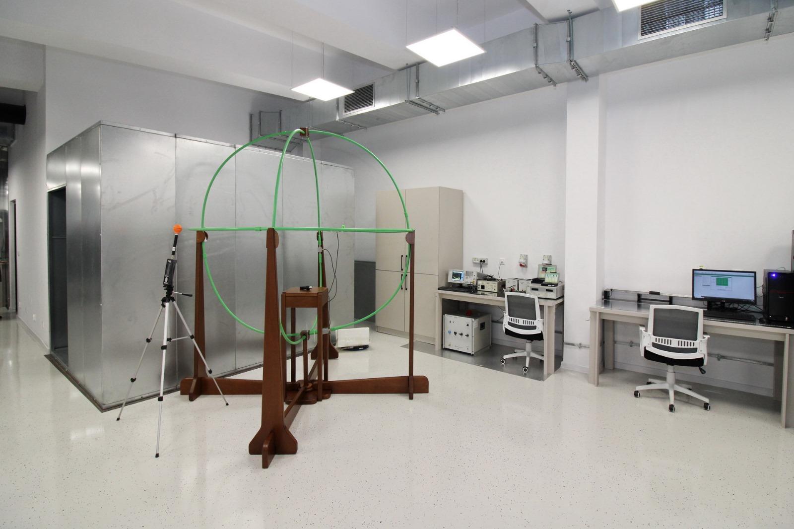 UTCN inaugurează laboratorul de compatibilitate electromagnetică: Un pilon nou în cercetare și inovație tehnologică