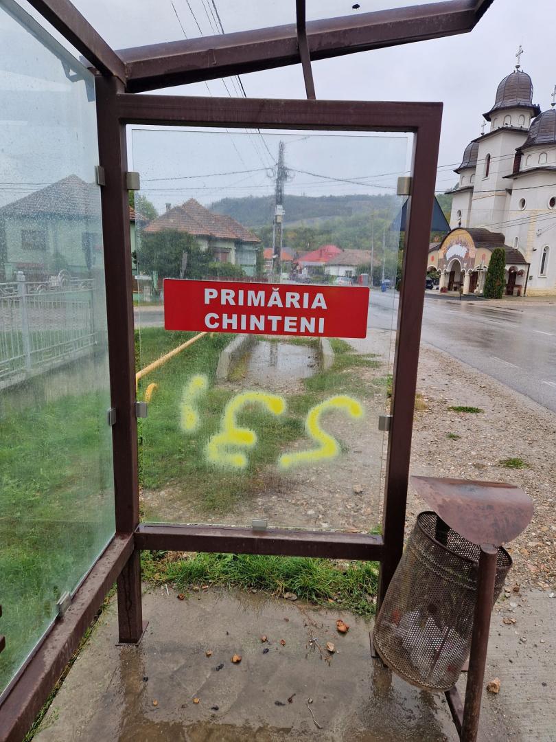 ”Primărița de Fier a Clujului” nu tolerează ”vandalii”: Autorul acestei "opere" e așteptat de îndată primărie