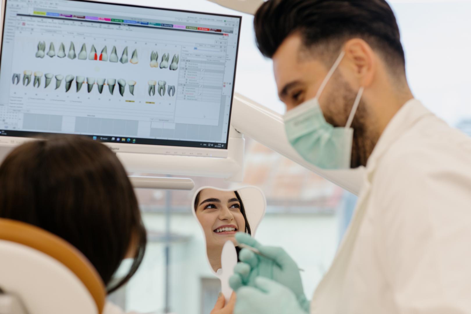 Locul din Cluj-Napoca cu zece specializări stomatologice sub un singur acoperiș