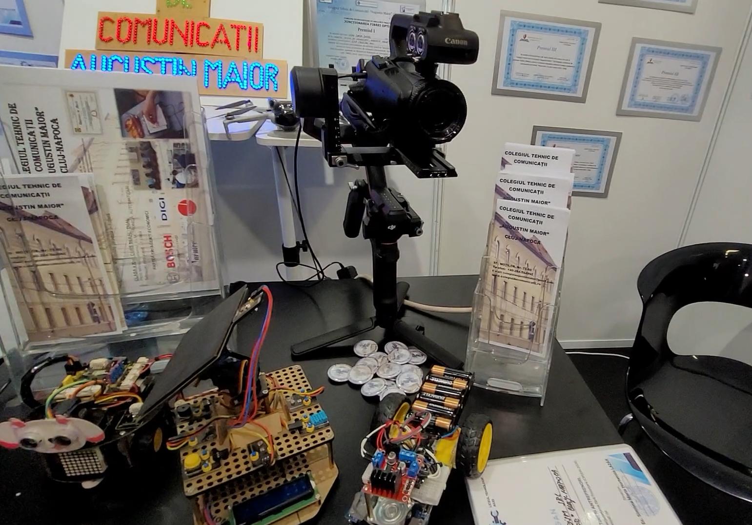 Elevii iau cu asalt T&acirc;rgul Educațional din Cluj-Napoca: &bdquo;Am adus toată oferta &icirc;ntr-un loc. Interacțiunea directă face diferența&rdquo;