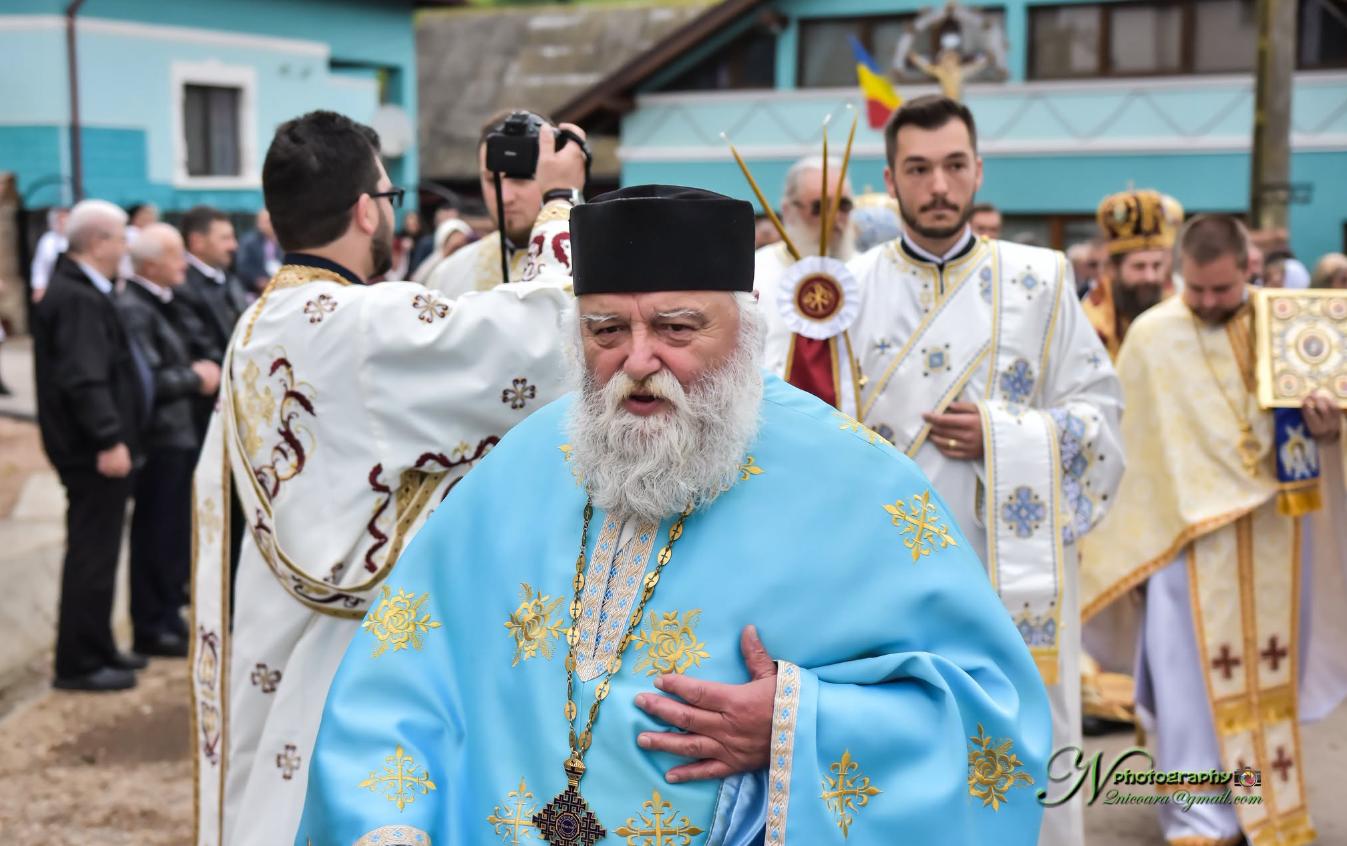Doliu &icirc;n Cluj după moartea unui cunoscut preot. &Icirc;nmorm&acirc;ntarea va fi oficiată de Mitropolitul Andrei