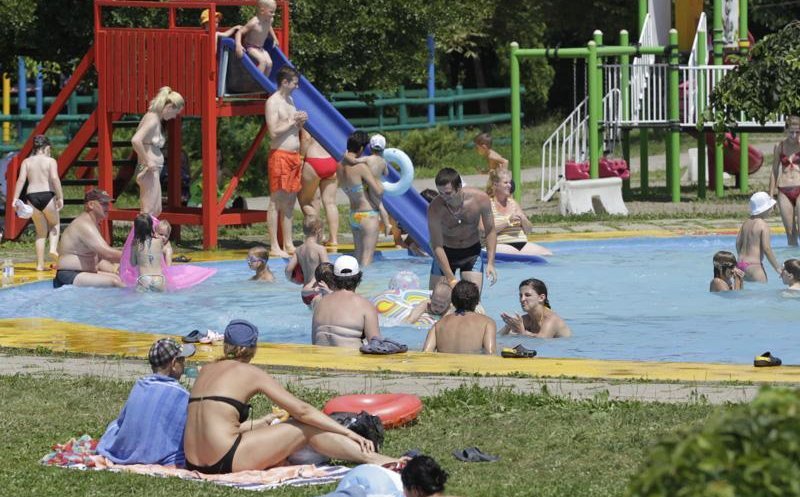 Investiţiile RADP: patinoar, lac de agrement, tobogane la ştrand