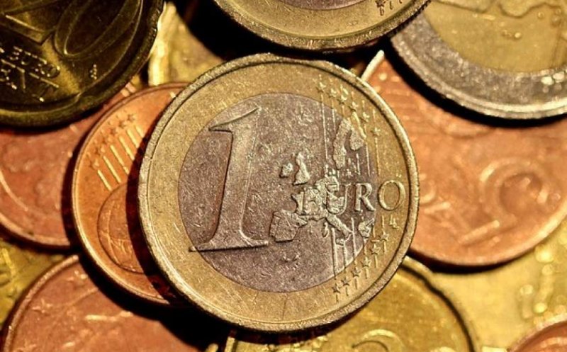 Congresul PSD. Dragnea: Adoptarea monedei euro până în 2024, un pas obligatoriu pentru România