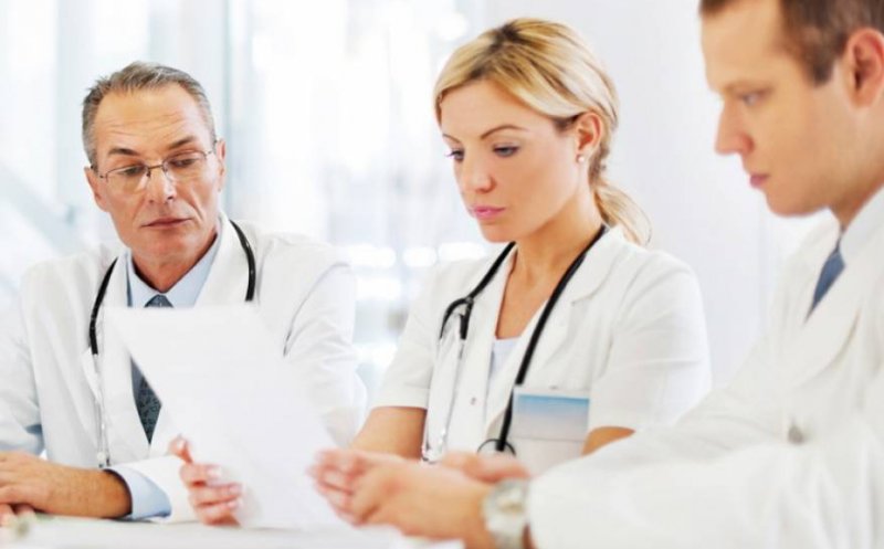 Abordarea multidisciplinară în stabilirea diagnosticului şi a tratamentului, dezbătută de medici la Cluj