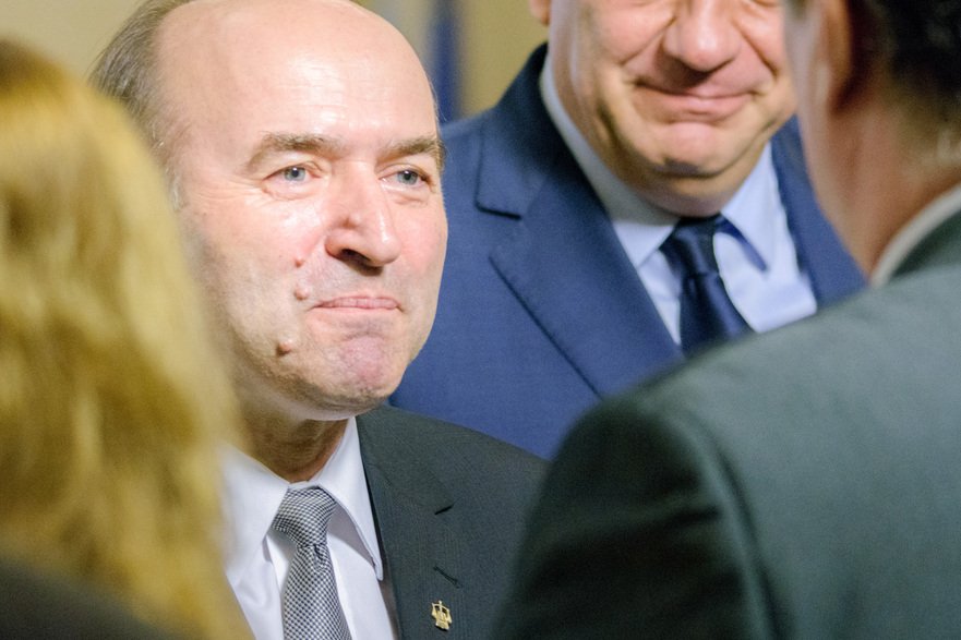 Tudorel Toader cere Ministerului Public şi DNA desecretizarea protocoalelor SRI