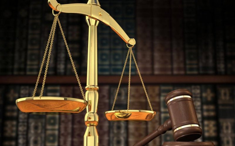 Comisia specială ar putea dezbate şi vota modificările cerute de CCR la legile Justiţiei