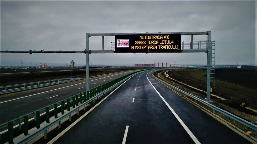 România, fruntaşă în UE la accidente rutiere. Care este cauza infrastructurii precare şi ce autostradă ar trebui realizată de urgenţă? (CHESTIONAR)