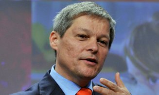 Cioloș a anunțat la Cluj că îşi face partid politic