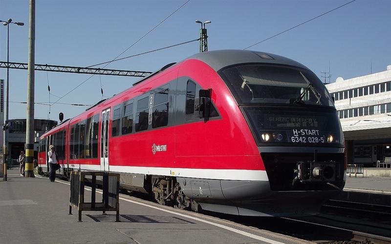 Tren de mare viteză Budapesta - Cluj.  Peter Szijjarto: "Deja un milion de euro s-a investit în acest scop"