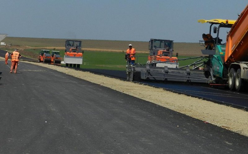 Ministrul Transporturilor, despre autostrăzi: "Avem un proiect de organizare a unei antreprize care va prelua şantierele"