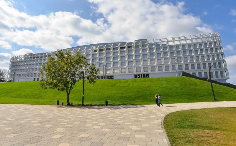 Elevii, studenții și pensionarii  intră gratis la meciul de Cupa Davis România - Maroc