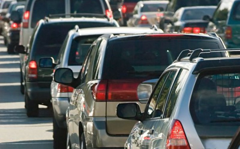 Guvernul a simplificat modalitatea de restituire a taxei auto şi a timbrului de mediu