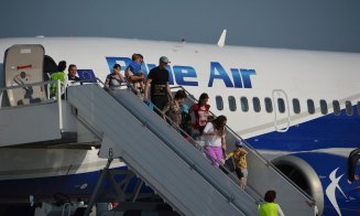 Aeronava întoarsă la Cluj a avut „ingestia unui corp extern” la motor. Primele imagini cu motorul