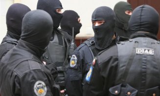 Trafic de droguri la Cluj! Drogurile, trimise din Spania cu autocarul