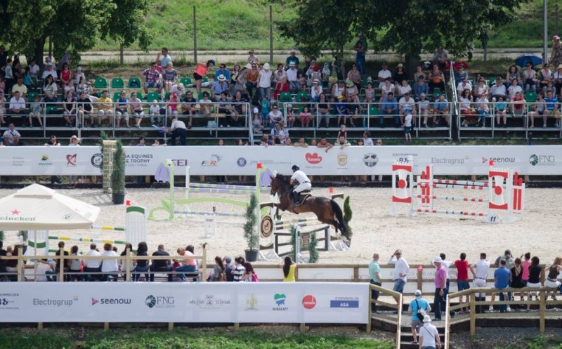 LIVE. Începe sezonul de hipism la Salina Equines
