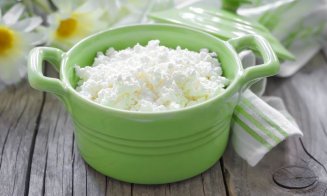 Dieta cu brânză de vaci. Trei variante de reţete cu care slăbeşti până la 5 kg în 5 zile