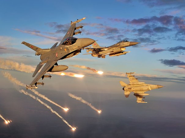 RĂZBOI ÎN SIRIA. Israelul, bănuit de atacul unei baze iraniene
