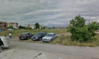 La naiba cu parcul vostru! Clujenii îşi apără cu disperare garajele de tablă