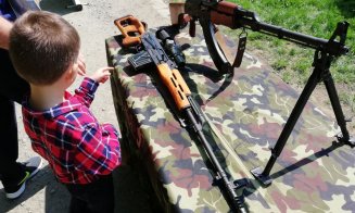 Tehnică militară, în Parcul Central. Urmează un exerciţiu complex de-asupra lacului Chios