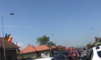 Clujenii pleacă în minivacanţa de 1 Mai. Drumul Cluj-Floreşti-Gilău, blocat