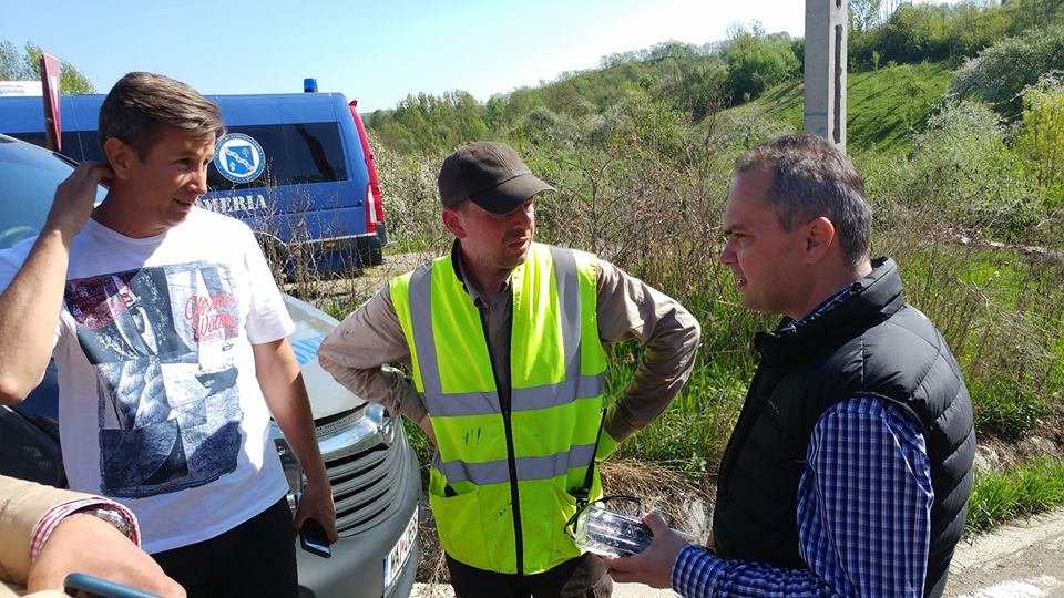 Momentul EMOŢIONANT al găsirii copilului de 2 ani din Cluj! Voluntarul CERT izbucneşte în lacrimi
