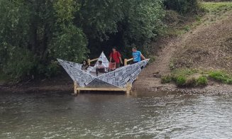 Amenajări pentru Someş în Parcul Armătura. Cu ce idei au venit tenierii arhitecţi pentru zona cu acces dificil la apă