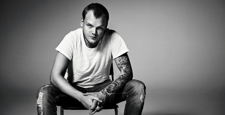 S-a aflat! DJ-ul Avicii s-a sinucis provocându-şi răni fatale cu ajutorul unor fragmente de sticlă