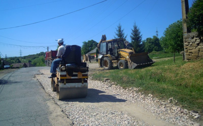 Lucrări de reabilitare şi modernizare pe  drumul  judeţean spre Ţaga