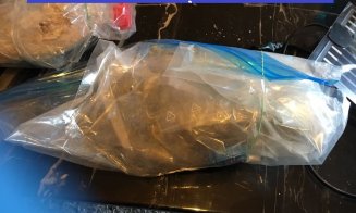 Cocaină, LSD, ecstasy! Doi traficanţi de droguri, prinşi în flagrant la Cluj
