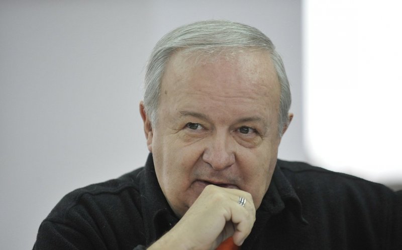 A murit Cristian Țopescu