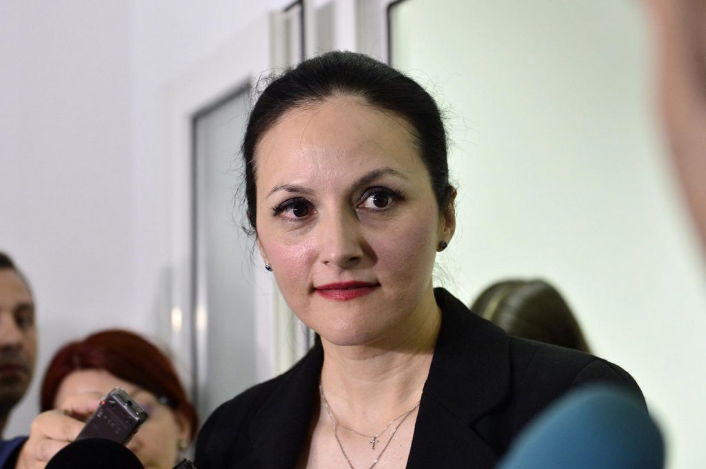 DNA cere 10 ani de închisoare pentru Alina Bica