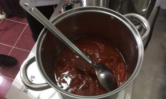 Maeștrii italieni pregătesc viitorii gastronomi din Cluj