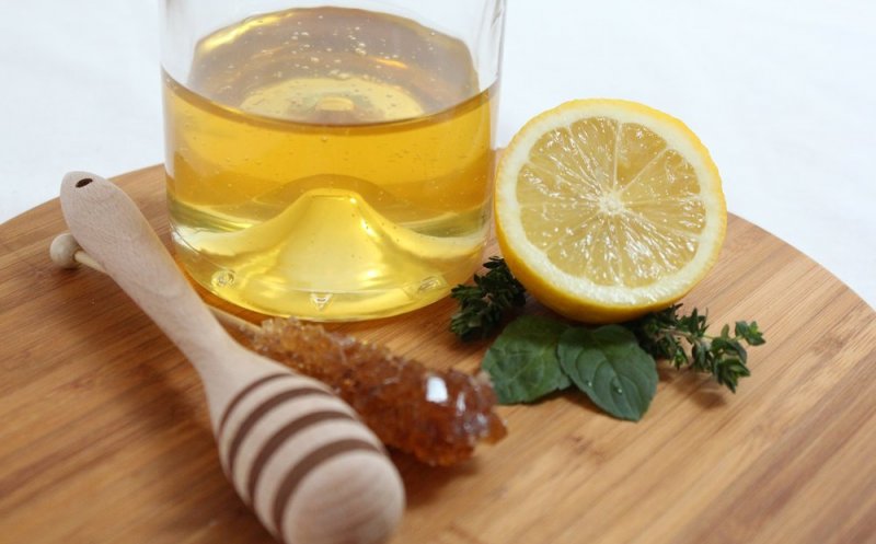 Trebuie să consumi această băutură imediat după ce te trezeşti din somn: arde grasimea şi elimină toxinele