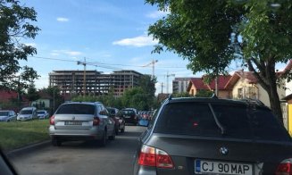 Semaforul nu rezolvă problema celui mai aglomerat pod din Cluj: "E mai simplu sa tragi un semafor, decât un pod mai lat"