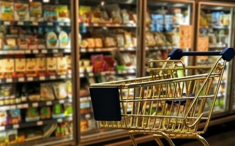Frauda alimentară în România. Ce trebuie să cauţi pe etichetă