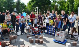 Robotică de liceu. ”Robert” merge la întâlnirea cu trimişii NASA
