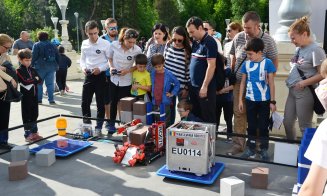 Robotică de liceu. ”Robert” merge la întâlnirea cu trimişii NASA