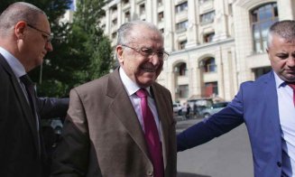 Ion Iliescu, gest surprinzător la Parchetul General, când i s-a strigat "CRIMINALULE"!