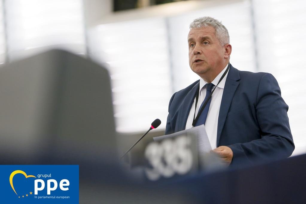 Buda: "Comisia Europeană trebuie să intervină și să stopeze acțiunile autorităților române împotriva mediului înconjurător!"