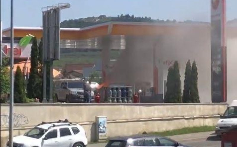 Decepţie în dragoste. Ipoteza anchetatorilor în cazul bărbatului care şi-a dat foc într-o benzinărie din Cluj. Ultimul mesaj postat pe Facebook