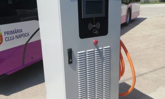 Autobuzele electrice au ajuns la Cluj.  Boc vrea ca toată flota CTP să fie eco. Ambasadorul Elveţiei: "Elveţienii pot doar să vizeze la aşa autob