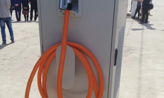 Autobuzele electrice au ajuns la Cluj.  Boc vrea ca toată flota CTP să fie eco. Ambasadorul Elveţiei: "Elveţienii pot doar să vizeze la aşa autob