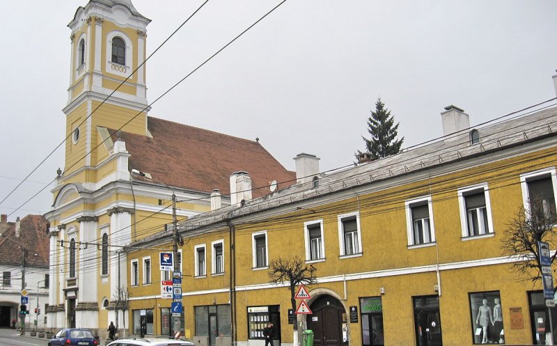 Au vandalizat pereţii unei biserici din centrul Clujului. Ce amendă au luat pentru graffiti