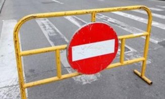 Străzi din centrul Clujului, închise circulaţiei auto