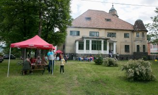Mii de oameni au dat năvală în castelele Transilvaniei. Gilăul își schimbă fața cu 20 de milioane