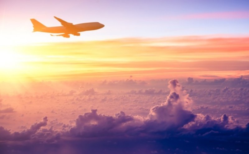 Sute de români şi-au petrecut noaptea la Bruxelles, după ce avionul care trebuie să-i aducă la Cluj s-a defectat