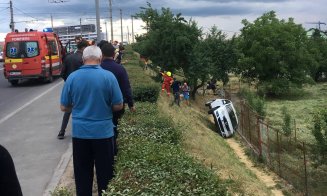 Încă un accident la Podul IRA. Al doilea şofer în două zile care "plonjează" cu maşina