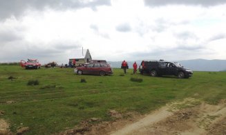 Poliţist din Cluj, muşcat de viperă. Căuta 3 persoane rătăcite la munte. Una s-a întors singură după o săptămână