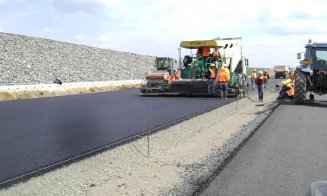 CNAIR se laudă cu lucrări avansate pe 10 km de autostradă. Trebuiau finalizaţi în vara lui 2017