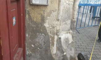 Ne cade Clujul în cap. O bucată dintr-un balcon s-a prăbușit într-o stație supraaglomerată